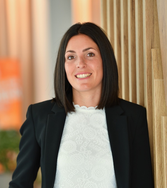 Nadine Mayer, Assistenz Private Banking